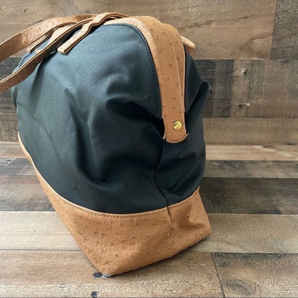 Elizabeth Arden Vegan Ostrich Shoulder Satchel Travel Bag - Picture 5 of 13